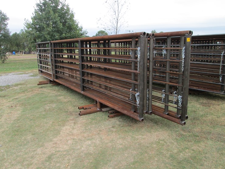 #61-•-(9)-freestanding-panels-&-(1)-gate-inv-#-29801-image-2