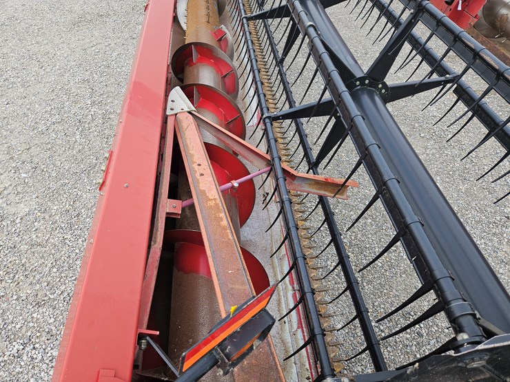 2005-case-ih-1020-image-10