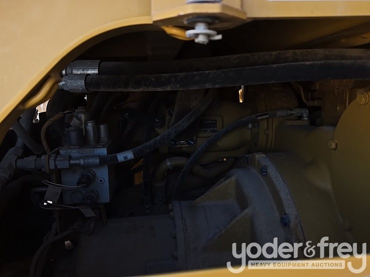 2016-caterpillar-140m3-image-69