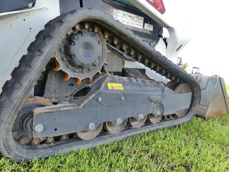 2022-bobcat-t66-image-6