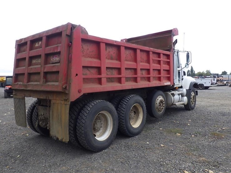 2005-mack-cv713-granite-15'-3-axle-dump-truck-image-4