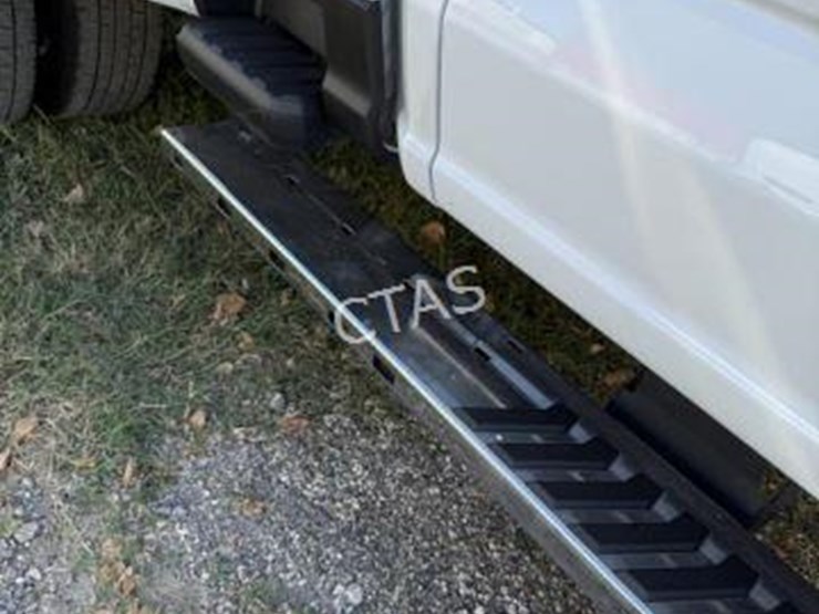 2023-ford-f350-image-7