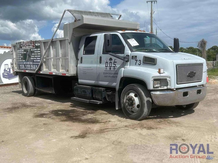 2007-chevrolet-c6500-landscape-dump-truck-image-2