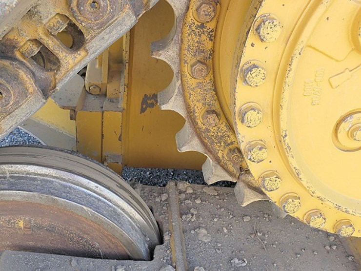 2004-caterpillar-d5n-image-21