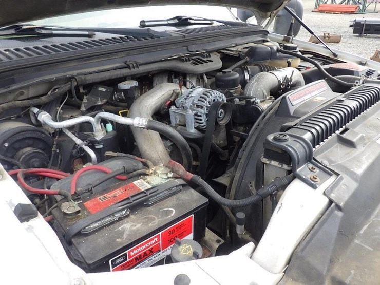 2004-ford-f550-image-14