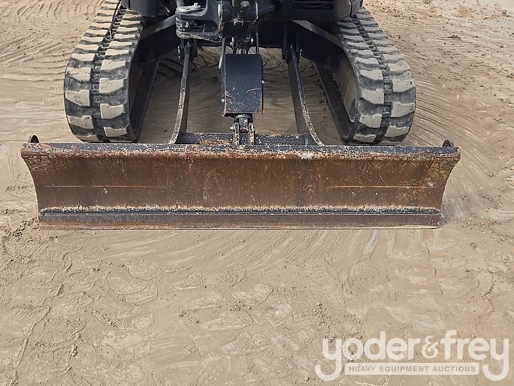 2022-yanmar-vio35-6a-image-14