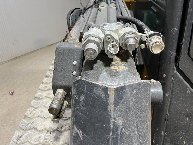jcb-3ts-8t-image-11