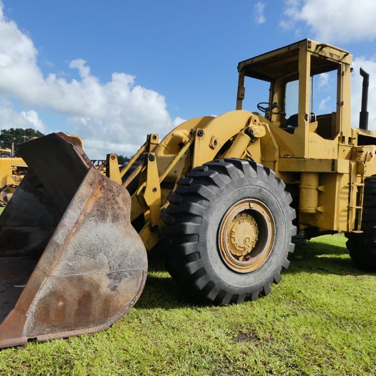 CATERPILLAR 966