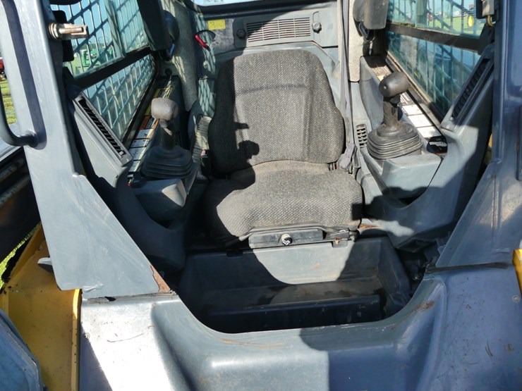 deere-333e-image-10