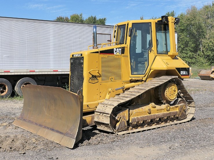 2004-caterpillar-d5n-image-2