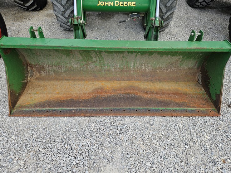 2014-john-deere-6150m-image-3