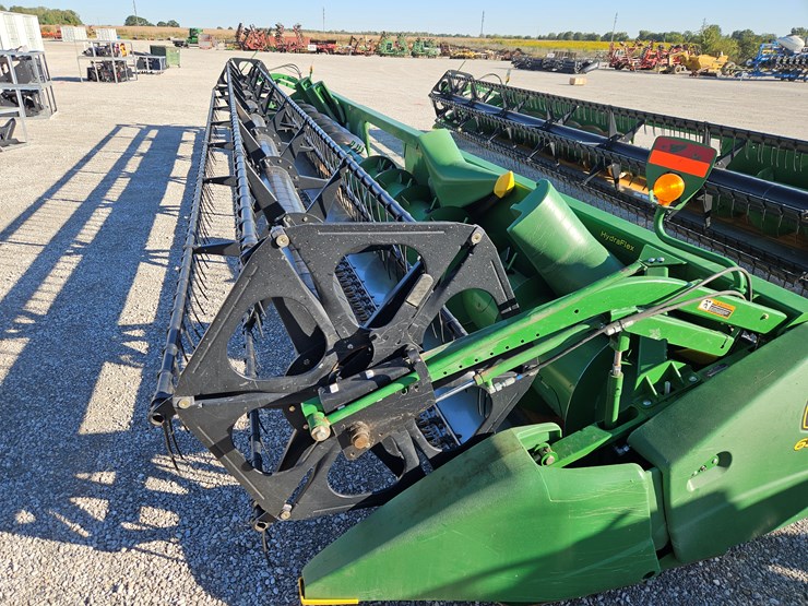2010-john-deere-635f-image-2