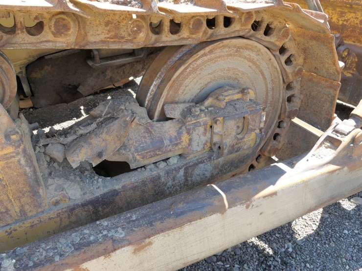 caterpillar-d6c-image-20