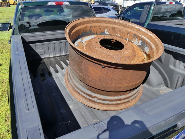 2021-ford-f150-xl-image-5