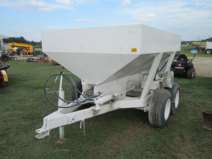 #56-•-adams-fertilizer-buggy-inv-#-29550-image-1