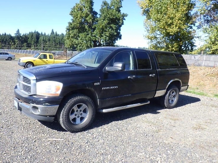 2006-dodge-1500-image-1