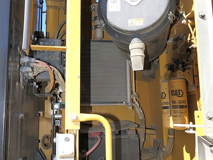 2013-caterpillar-336e-image-18