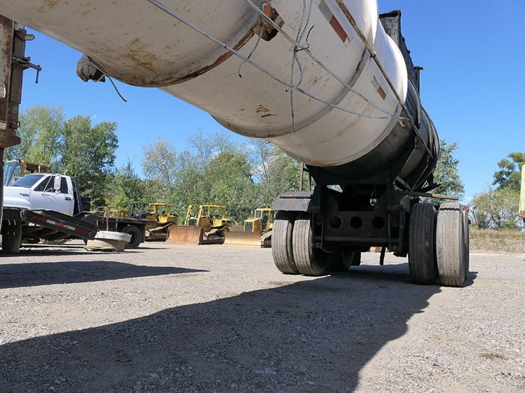 1978-fruehauf-5000g-water-tanker-trailer,-sn:omz796805-image-8