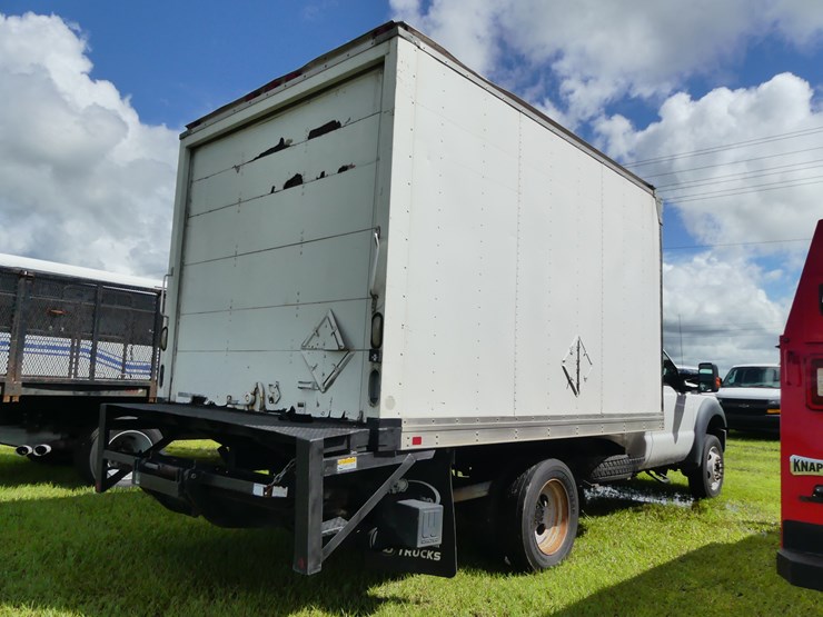 2012-ford-f450-xlt-image-3