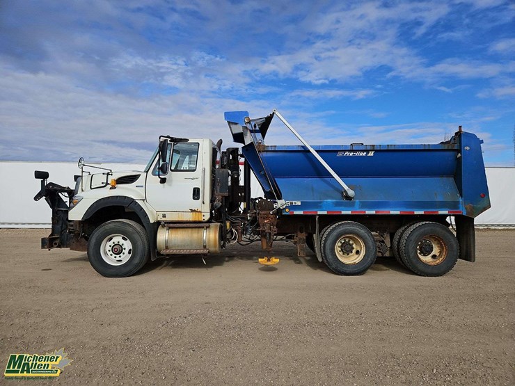 2012-international-workstar-7600-image-20