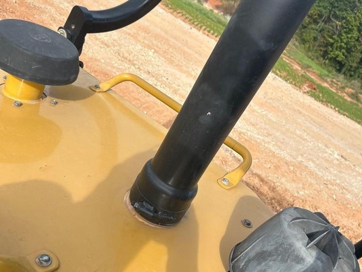 2018-caterpillar-d6n-xl-image-96