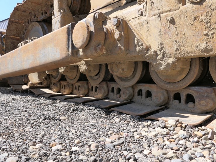 caterpillar-d6c-image-10