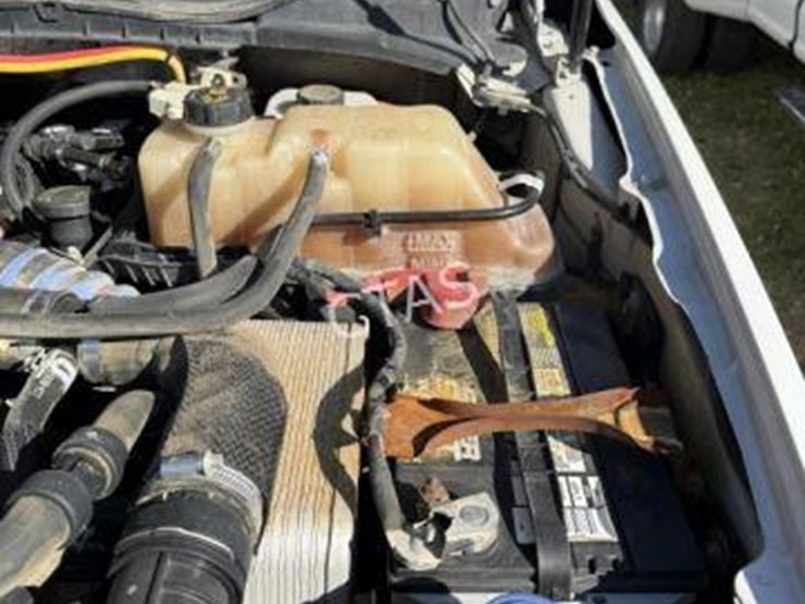 2021-ford-f350-image-22