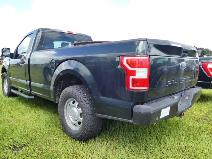 2020-ford-f150-xl-image-4