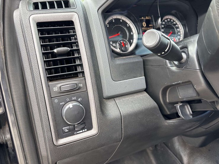 2019-dodge-ram-1500-image-14