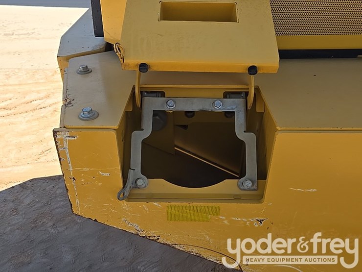 2019-deere-524l-image-44