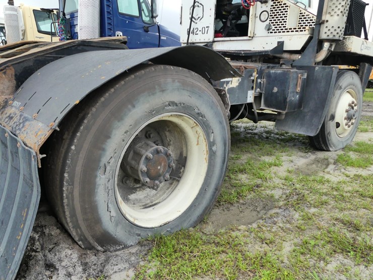 2007-capacity-tj7000-image-5