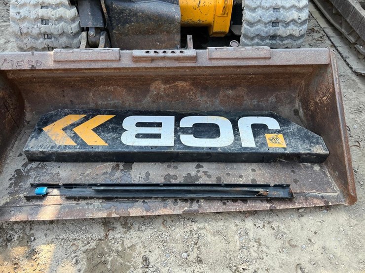 jcb-3ts-8t-image-28