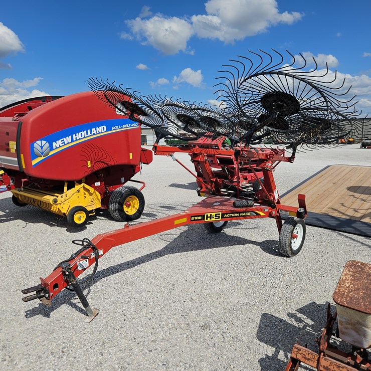 H & S AR2108