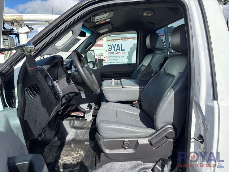 2015-ford-f550-image-9
