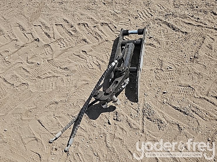 unused-ir-hydraulic-thumb-clamp-to-suit-mini-excavator-image-6