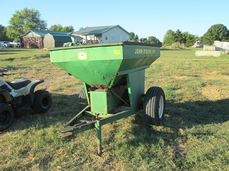 john-deere-301-image-1