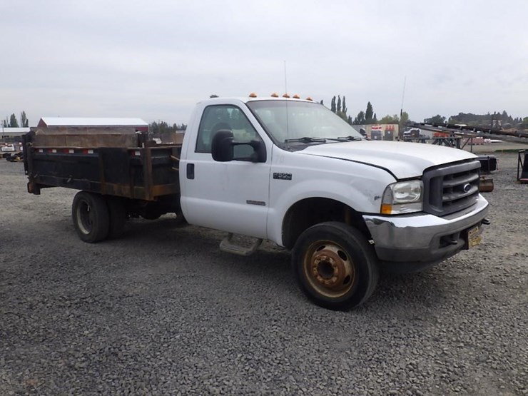 2004-ford-f550-image-2