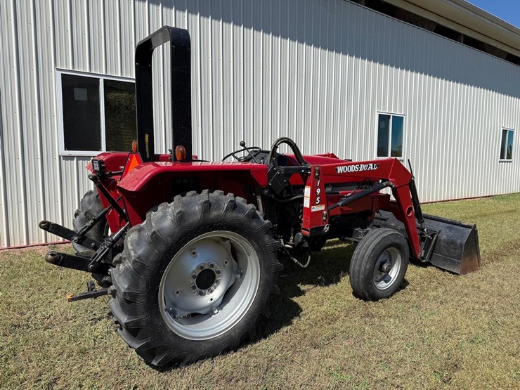 case-ih-3220-image-4