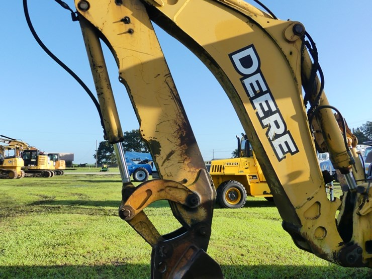 2006-deere-410g-image-4