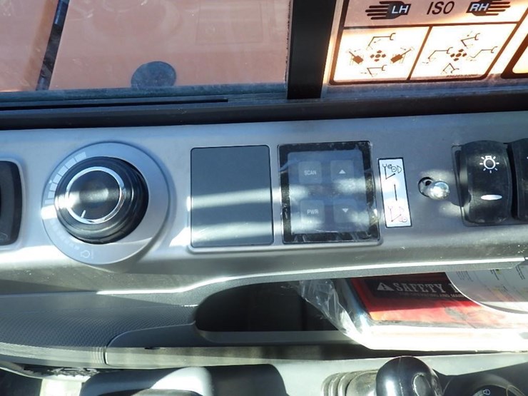 doosan-dx85r-3-image-29