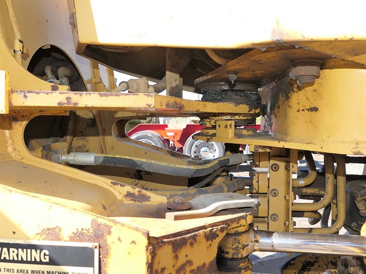 1992-caterpillar-it28b-image-14