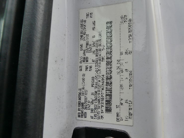 2015-ford-f150-xl-image-14