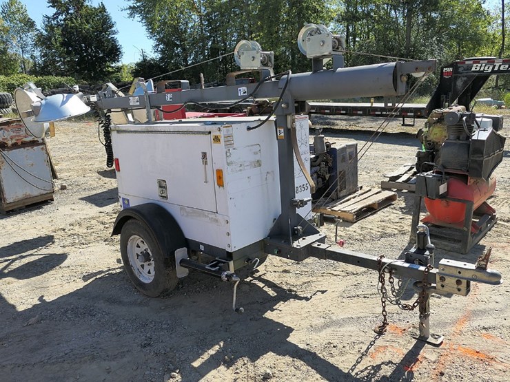 magnum-3060-light-plant,-sn:1304650,-diesel,-4-light,-6kw/-240v-image-6