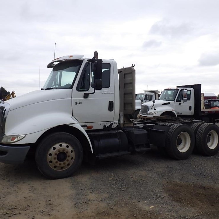 2007 INTERNATIONAL 8600