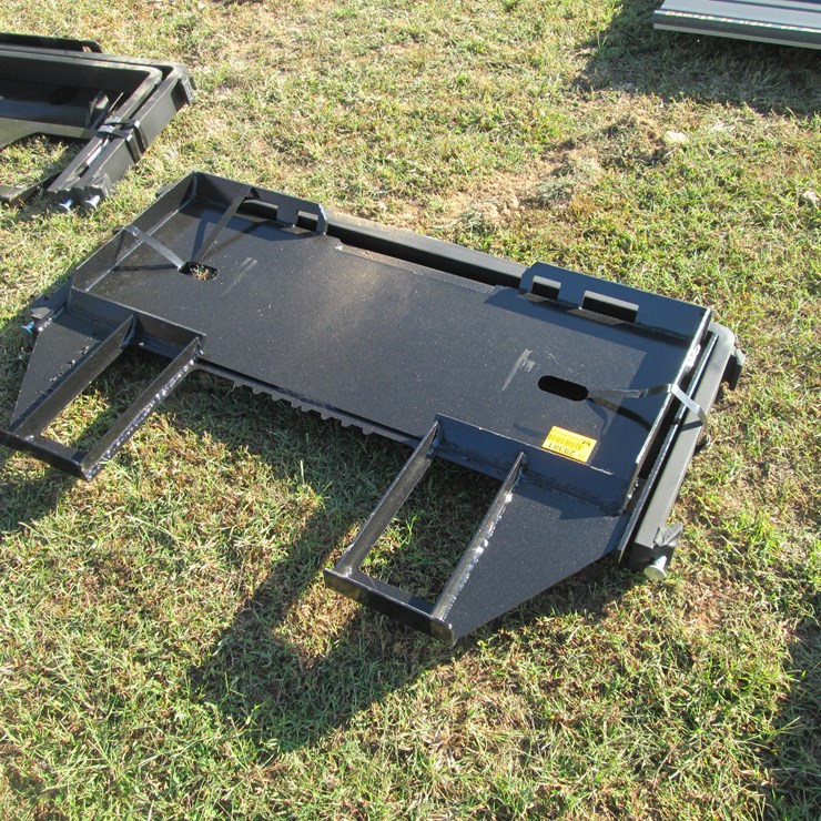 #2089 • 42" Skid Steer Forks w/ Frame Inv# 29381