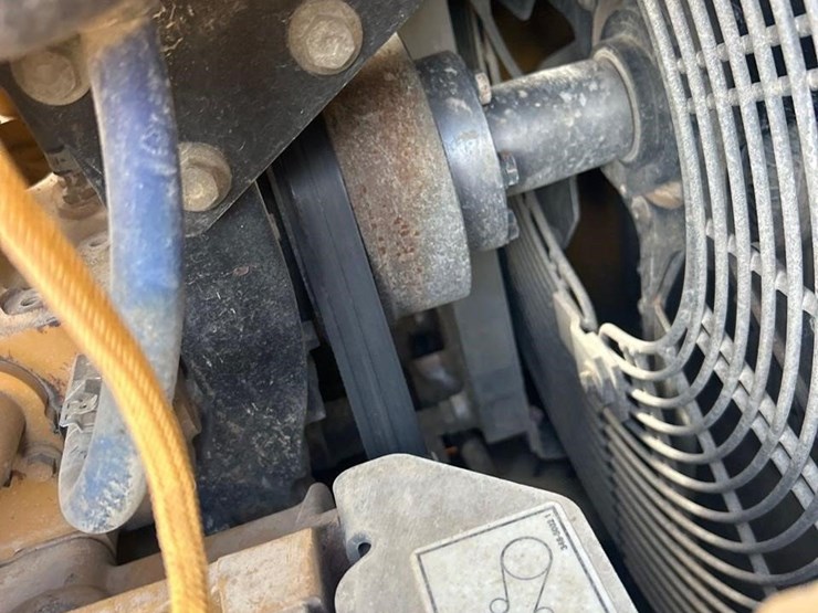 2018-caterpillar-d6n-xl-image-91