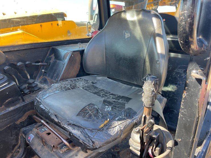 2017-jcb-507-42-image-37