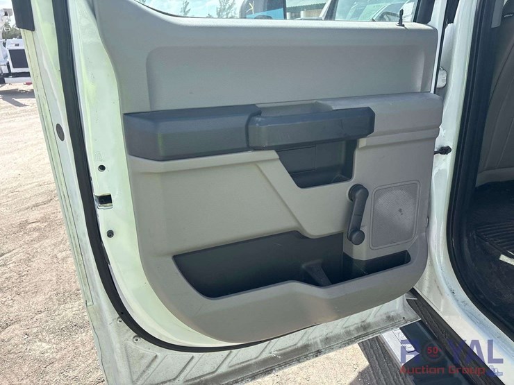 2017-ford-f250-image-17