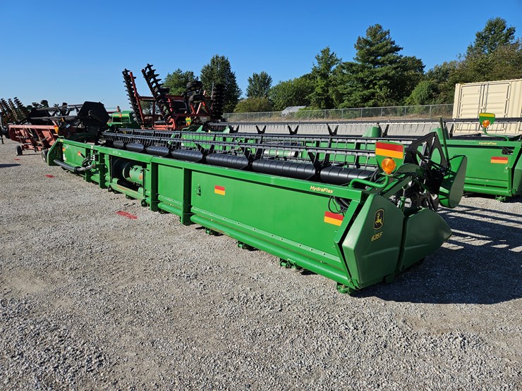 2010-john-deere-635f-image-9