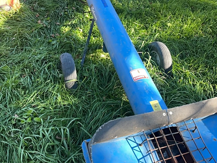 johnson-jump-auger,-needs-motor,-otherwise-working-unit-image-4